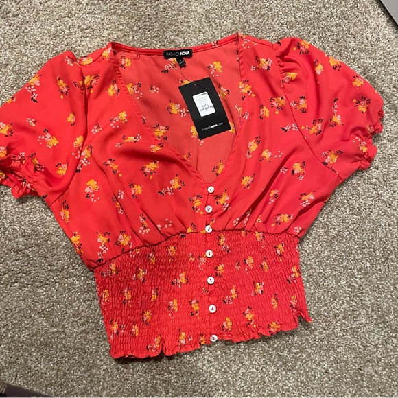 Floral Fashion nova crop blouse - Picture 1 of 4